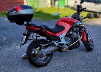 Moto Guzzi Breva 1100 - 4