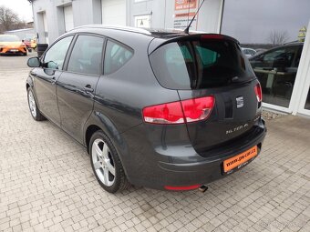 SEAT ALTEA XL STYLE SPORT 1.2 TSI 2011 ALU R17 MOC PĚKNÁ - 4