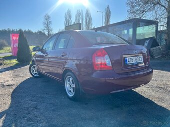 Prodám Hyundai Accent 3 v dobrém stavu s novou stk - 4
