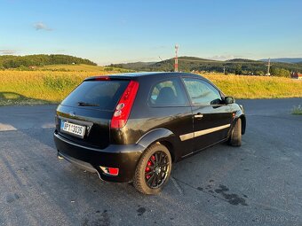Ford Fiesta MK6 - 4