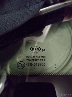 Kia Ceed III 3 CD Combi 2018 - zadne bocne okno 87820-J7600 - 4