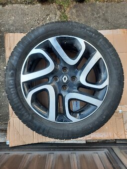 Renault Captur - 4