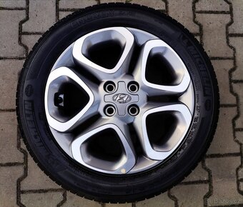 Alu kola originál Hyundai i20 4x100 R16 Krásná sada - 4