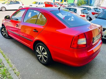 ŠKODA OCTAVIA 1.4 16V 59 kW NAJETO JEN 114 TIS KM KLIMA - 4