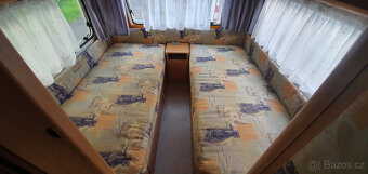 velký karavan Knaus 550 - 4