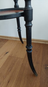 Dřevěný stojan na květiny - 4