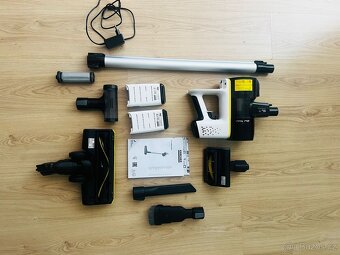 Tyčový vysavač Kärcher VC 7 - 4