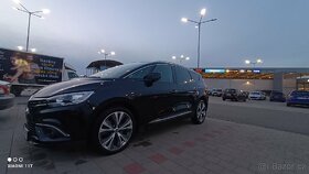 Renault Grand Scenic

2017 - 4