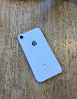 Apple iPhone XR 64gb–Biely 100% baterie - 4