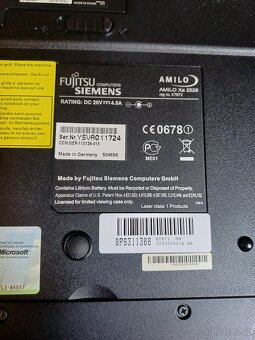 Prodám starší velký notebook Fujitsu Amilo Xa2529 - 4