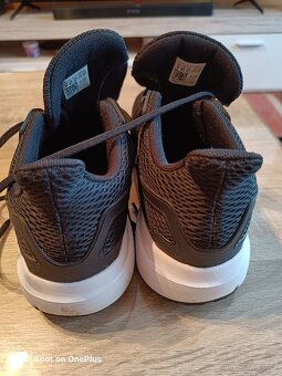 ADIDAS (NOVÉ) ZÁRUKA)vel 8,5. - 4