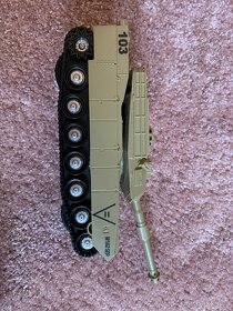 Tank M1A2 SEP na baterie se zvuky střelby - 4