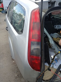 Ford Focus 2 1.6 tdi 2006 r. zadní levé a pravé světlo - 4