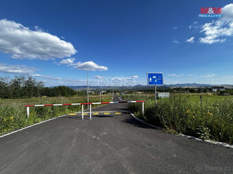 Prodej pozemku k bydlení, 919 m², Krupka - Unčín - 4