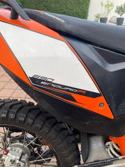 Ktm 690 r - 4
