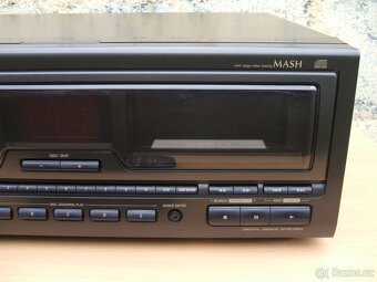TECHNICS SL-MC410 - měnič na 110 CD - 4