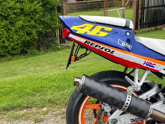 Honda CBR 900 RR - 4