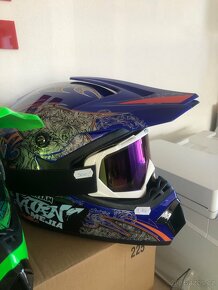 Dětské nové helmy - 4