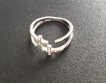 Nový dámský stříbrný prsten prstýnek  925 křížek třpytivý - 4