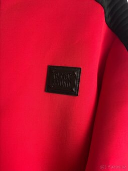 Červeno černá ,,neoprenová" mikina s kapucou nová - 4