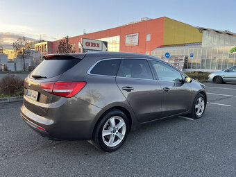 Kia Ceed SW 1.6 crdi automat - 4