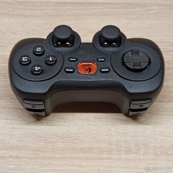 Logitech Wingman Cordless Rumblepad II - 4