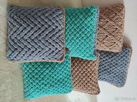 Prodám polštář pletený - 4