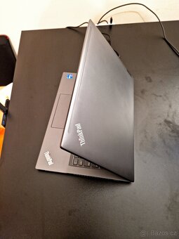 Lenovo ThinkPad T14 Gen 4 – i7, 32GB DDR5, 1TB SSD, dotykový - 4