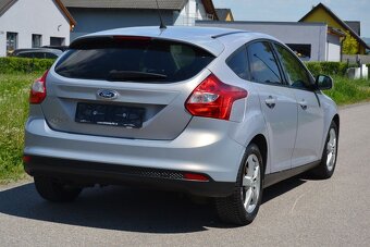 Ford Focus 1.6i 16V Cool&Connect PERFEKTNÍ STAV 91 500KM - 4
