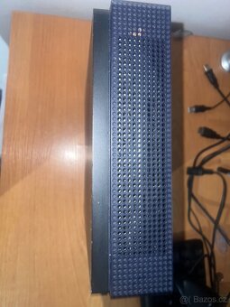 Xbox One S 1TB Purple Special Edition - 4