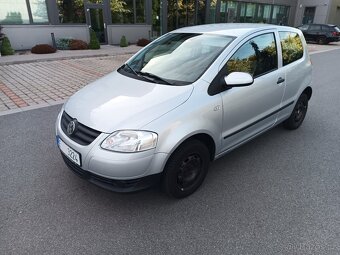 Volkswagen Fox 1.4i 55kw ,funkční klima,nehavarovné,1 majite - 4