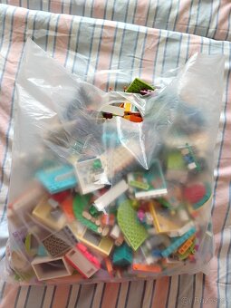 Prodám tašku LEGO kostek MIX - 4