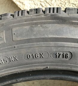 Pneu Michelin Agilis 215/60/17c - 4