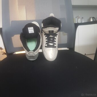 ADIDAS- NEO LABEL - SELENA GOMEZ - 4