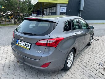 Hyundai I30, 1.6i 88kW - 4