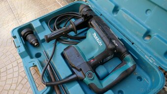 Kombinované kladivo MAKITA HR3210FCT/5kg/ - 4