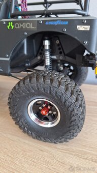 RC Axial Jeep cj7 - 4