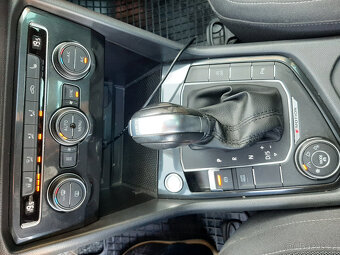 VW Tiguan HIGHLINE 2.0TDI, webasto, DSG, 4X4 - 4