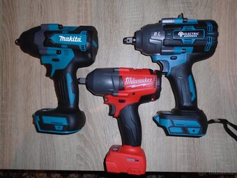 Milwaukee aku utahovák ,úhlovka - 4