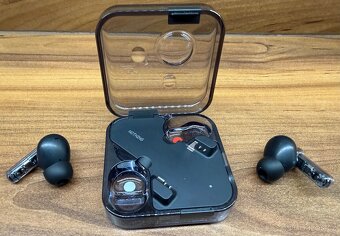 Nothing Ear (Black) – super stav, pouzdro lehce poškrábáné - 4