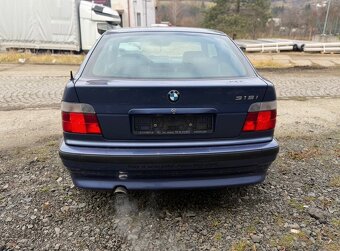 BMW 316i Compact - 4