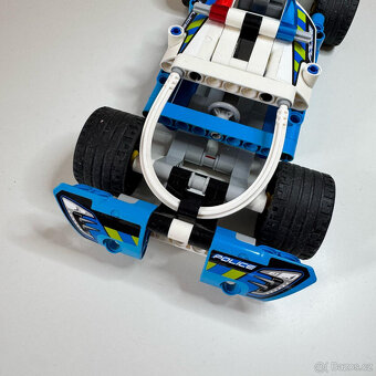 LEGO Technic 42091 Policejní honička - 4