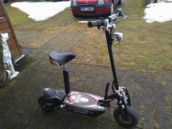 Koloběžka elektro - 4