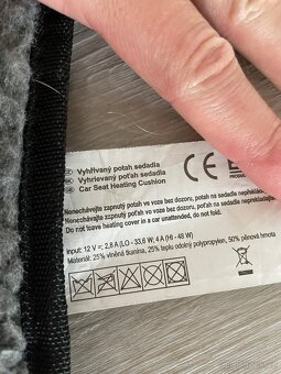 Vyhřívany potah do auta. - 4