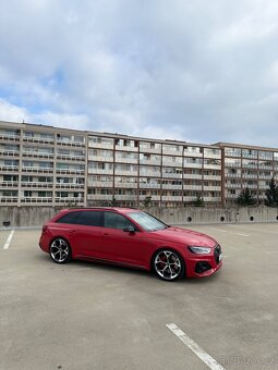 Audi RS4 competition + - 4