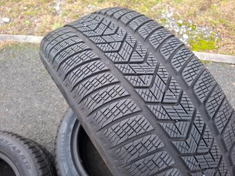 Zimní pneu 19" pro BMW X5, X6 - 285/45 a 255/50 - 4