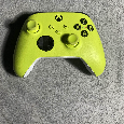 Xbox One X 1TB + 2 ovladače + 3 hry na disku + top hry v sys - 4