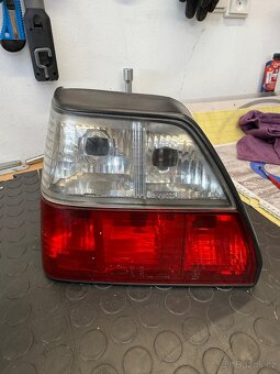 Červenobílé světla GOLF MK2 - 4