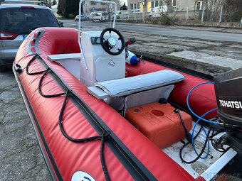Motorový člun RIB Czech Marine 390 s motorem Tohatsu 30 - 4