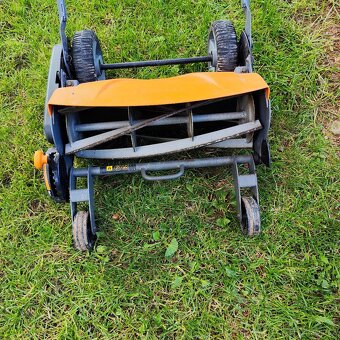 Prodám vřetenovou sekačku FISKARS - 4